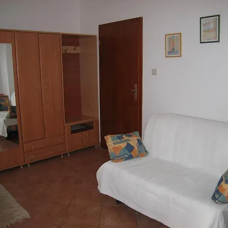 Studio Max With Parking Rovinj Exterior photo